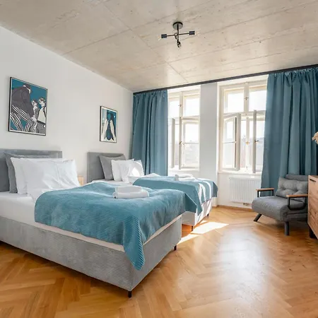 Oomph Apartment *