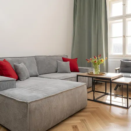 Oomph Apartment Prag
