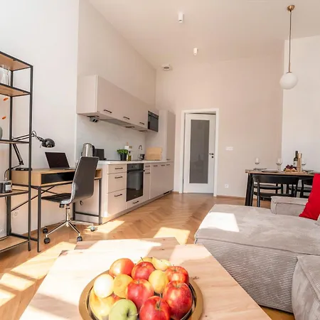 Oomph Apartamento